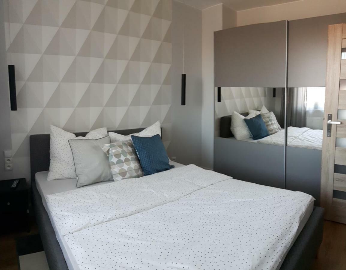 Apartament Jack Mielec Eksteriør billede